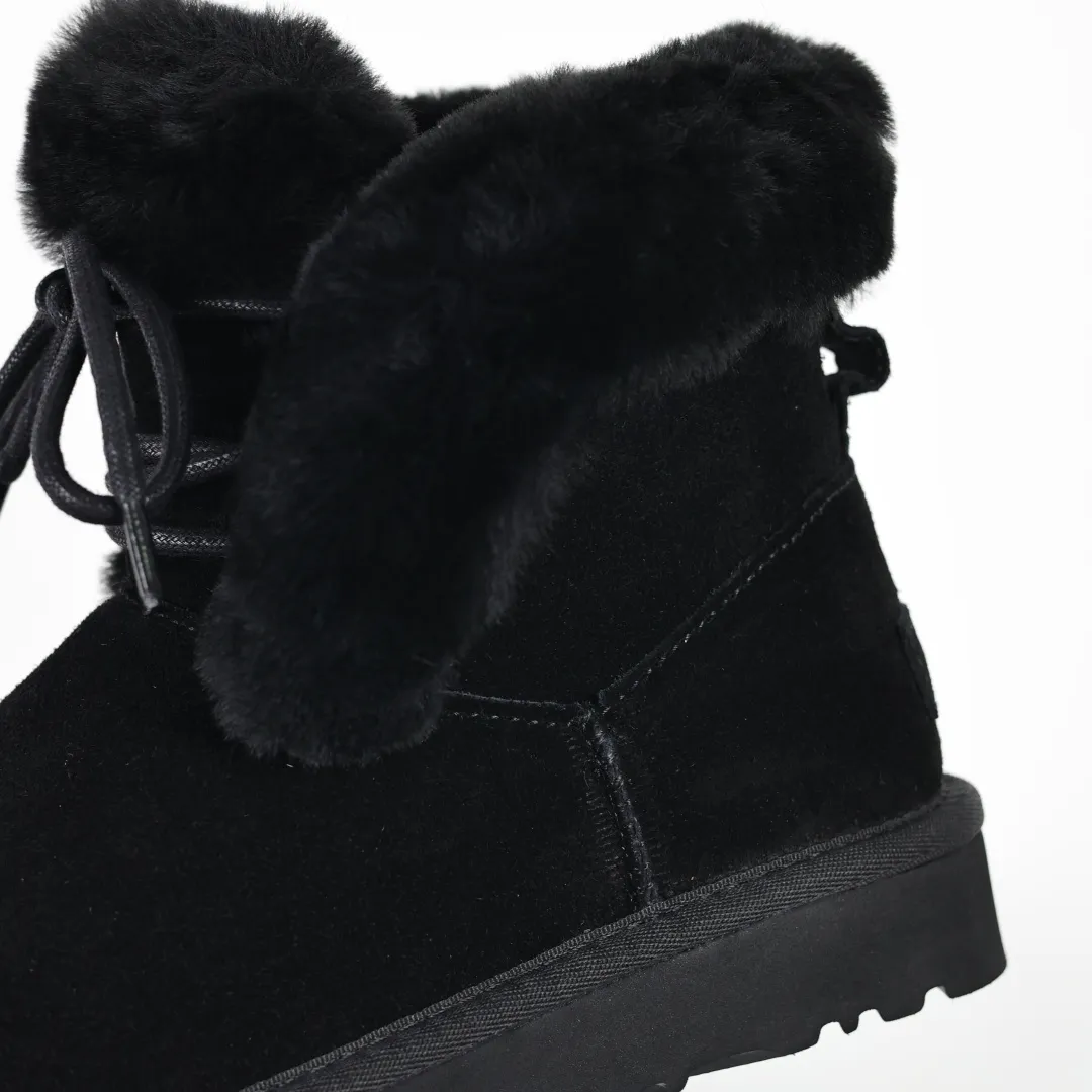 Pick up locally 💰620. The core recommendation is good price. The platform’s foreign trade is exclusively for UGG Classic women’s snow boots 1174576. Produced by the ten-year-old brand shoemaking factory production line. Pay attention to every detail. Longfeng A-grade genuine sheep fur is integrated. It is built in full compliance with the ZP process. Size: 35 36 37 38 39 40